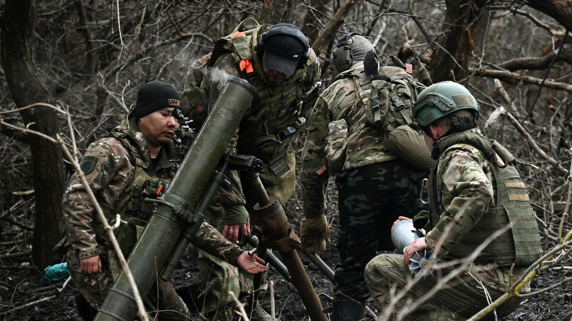 Боевая работа расчета 120мм миномёта 352 полка группировки войск Север в Курской области Боевая работа расчета 120мм миномёта 352 полка группировки войск Север в Курской области - РИА Новости, 1920, 02.04.2025