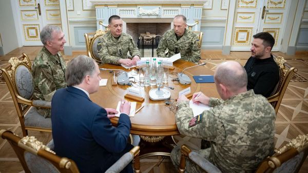 Энтони Радакин, Александр Сырский, Владимир Зеленский