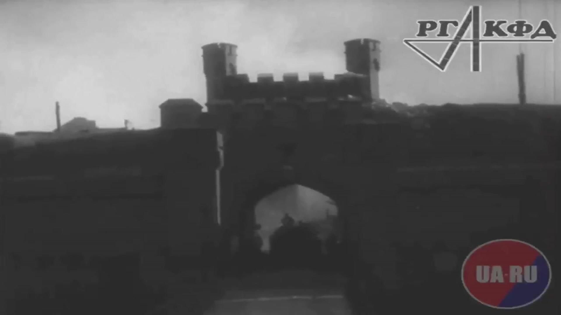 Фотоальбом Победы: в Кёнигсберг прибыл маршал Советского Союза Василевский Фотоальбом Победы: в Кёнигсберг прибыл маршал Советского Союза Василевский - РИА Новости, 1920, 11.04.2025