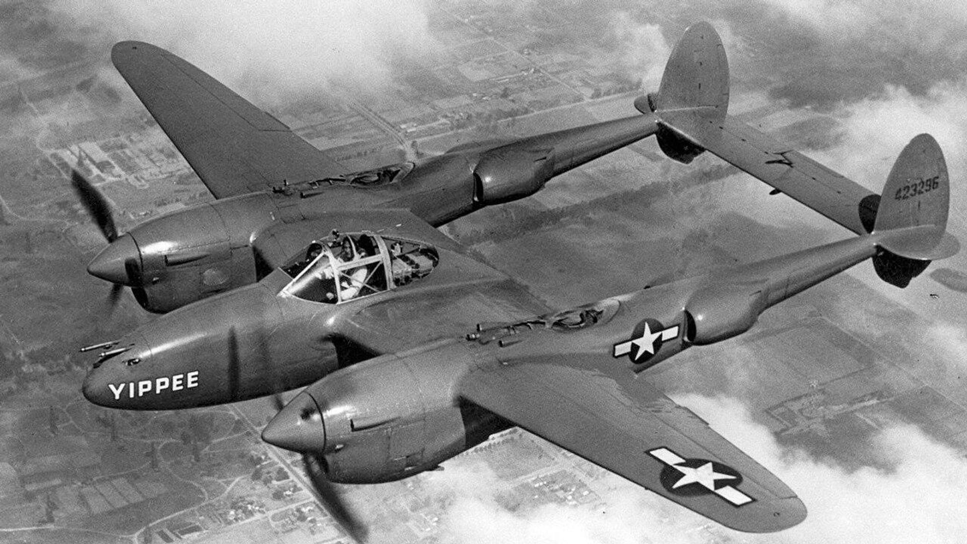 Американский истребитель Lockheed P-38 Lightning - РИА Новости, 1920, 18.04.2025