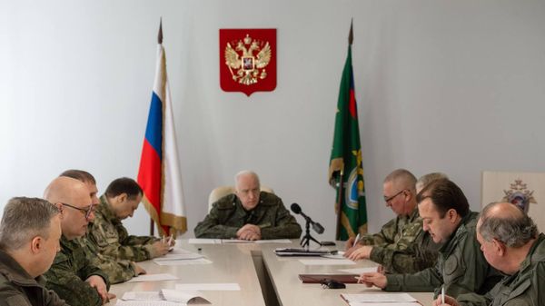 Председатель СК РФ Александр Бастрыкин провел оперативное совещание в Курске Председатель СК РФ Александр Бастрыкин провел оперативное совещание в Курске