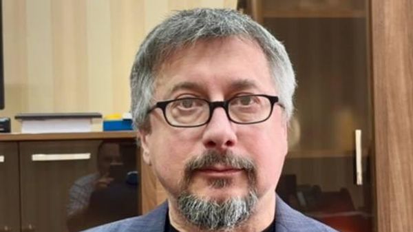 Виктор Петренко