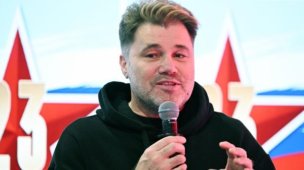 Выставка Россия.  Встреча с писателем Олегом Роем, презентация книги Тени Донбасса: Маленькие истории большой войны