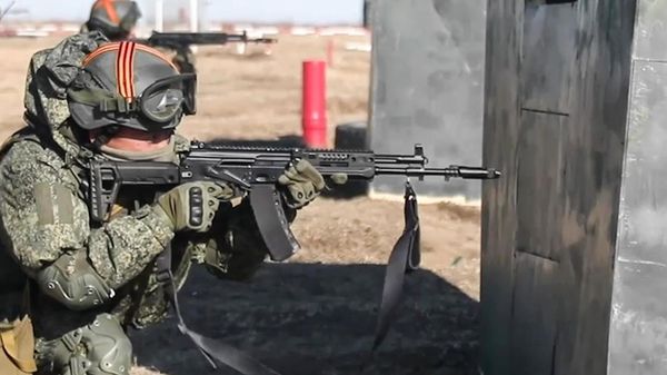 Боевая подготовка солдат из КНДР в Курской области
