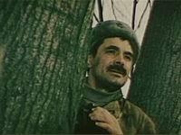 Действуй по обстановке. Кадр из фильма Действуй по обстановке. Кадр из фильма