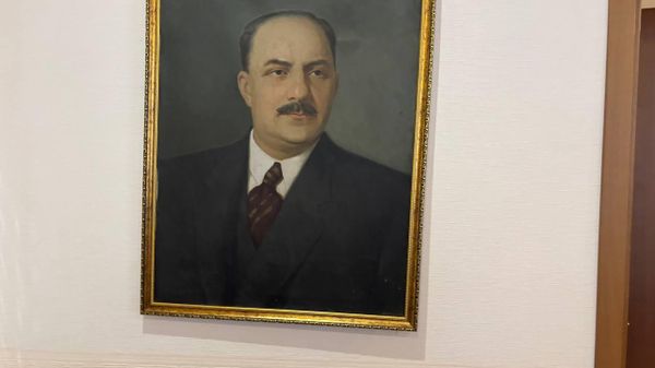 Портреты советских вождей. Донецкая клиническая больница им. М.Калинина. 