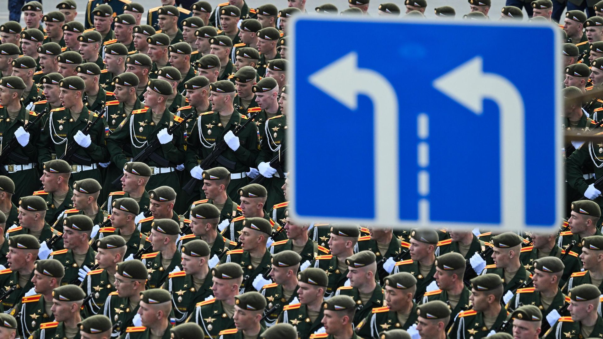 Генеральная репетиция военного парада к 80-летию Победы в Великой Отечественной войне Генеральная репетиция военного парада к 80-летию Победы в Великой Отечественной войне - РИА Новости, 1920, 07.05.2025