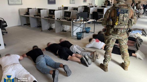 Спецслужбы Украины и Чехии ликвидировали закарпатский колл-центр, обворовывавший граждан ЕС