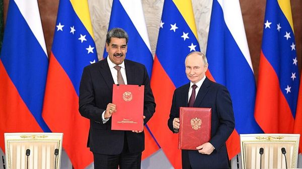 Владимир Путин и Николас Мадуро подписали Договор между Российской Федерацией и Боливарианской Республикой Венесуэла о стратегическом партнёрстве и сотрудничестве
