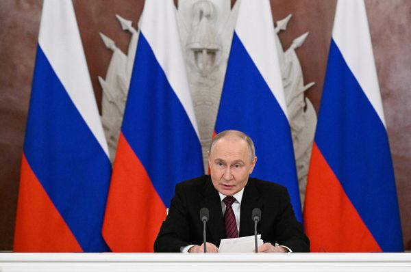 Обращение президента РФ В. Путина к представителям российских и зарубежных СМИ