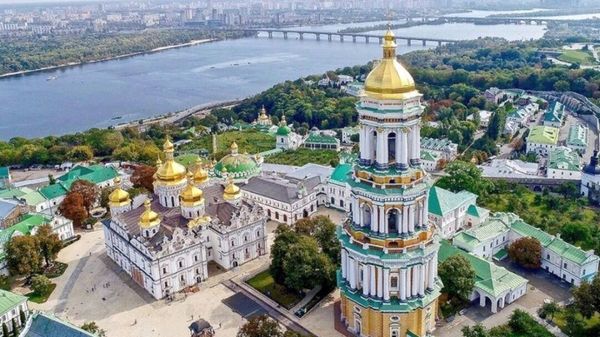  Киево-Печерская лавра 