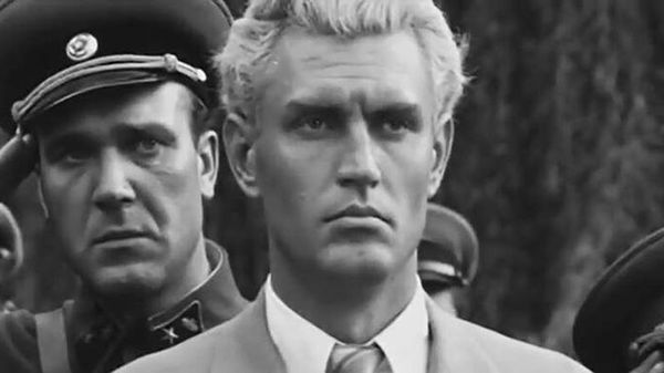 На киевском направлении. Кадр из фильма (Виталий Расстальной и Анатолий Барчук) На киевском направлении. Кадр из фильма (Виталий Расстальной и Анатолий Барчук)