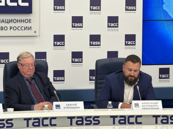Сергей Степашин: Нас объединяет не борьба против чего-то, а общая сцена в гуманитарной сфере
