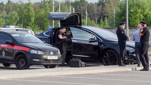Экс-министр транспорта РФ Р. Старовойт найден мертвым в Одинцово Экс-министр транспорта РФ Р. Старовойт найден мертвым в Одинцово