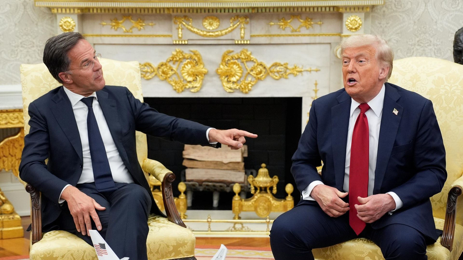 Президент США Трамп заявил о поставках американского оружия Украине через НАТО - РИА Новости, 1920, 22.02.2026