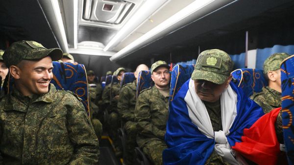 Обмен пленными между Россией и Украиной по достигнутым договоренностям в Стамбуле Обмен пленными между Россией и Украиной по достигнутым договоренностям в Стамбуле