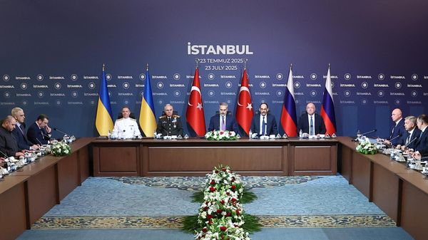 Третий раунд переговоров России и Украины Третий раунд переговоров России и Украины