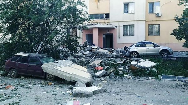 Взрыв газа в жилом доме в Саратове Взрыв газа в жилом доме в Саратове