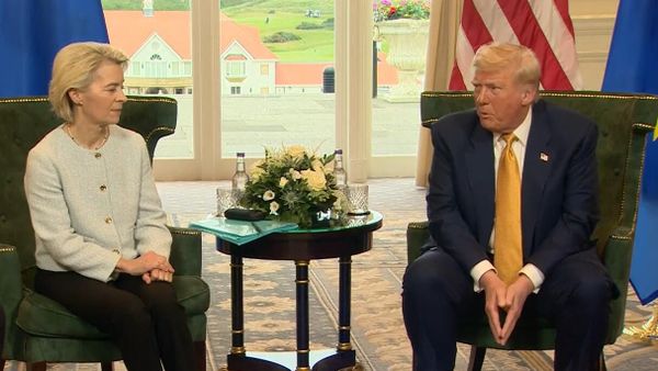 Урсула фон дер Ляйен и Дональд Трамп Урсула фон дер Ляйен и Дональд Трамп