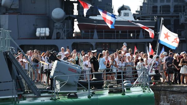 Рабочая поездка президента Владимира Путина в Санкт-Петербург 