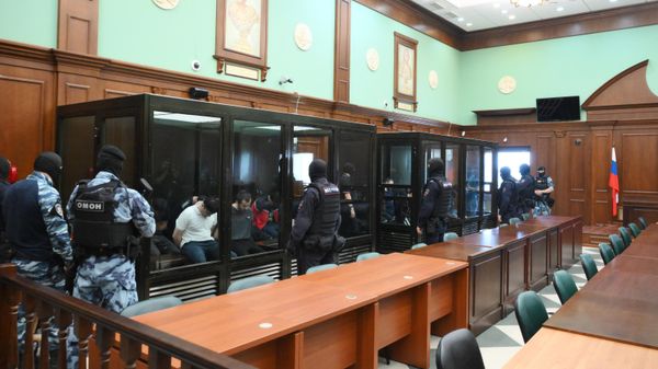 19 фигурантов дела о теракте в Крокусе доставили в Мосгорсуд на первое заседание
