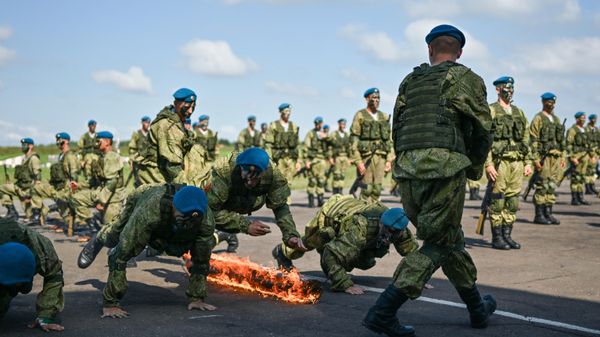 Празднование 95-й годовщины со дня образования Воздушно-десантных войск России Празднование 95-й годовщины со дня образования Воздушно-десантных войск России