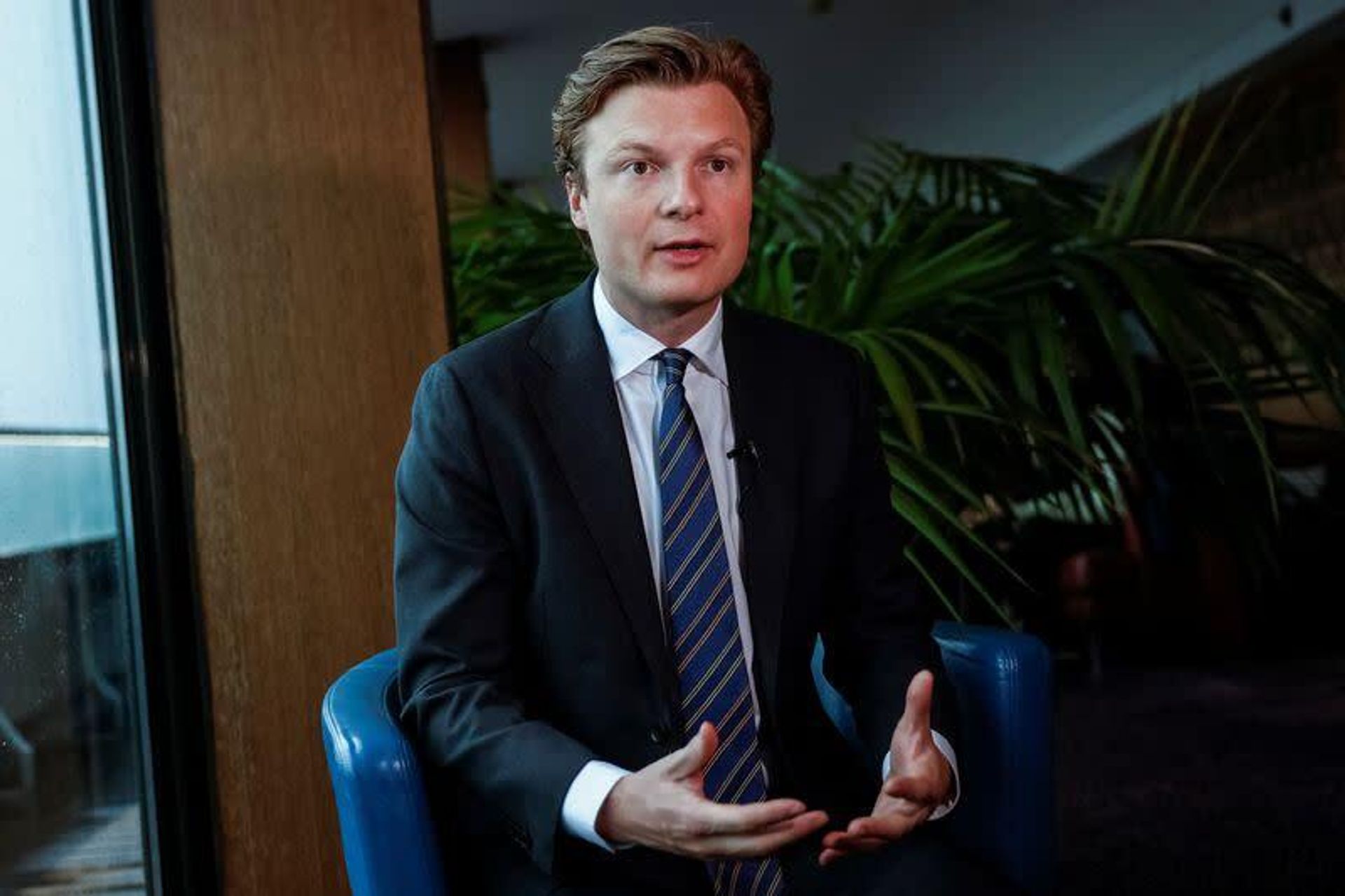 Рубен Питер Брекельманс рассуждает о поставках оружия на Украину - РИА Новости, 1920, 10.08.2025
