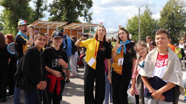 Детский оздоровительный лагерь Звёздный в Тульской области принял 300 детей из Курской области
