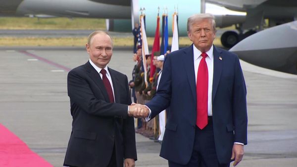 Встреча президентов России и США на Аляске