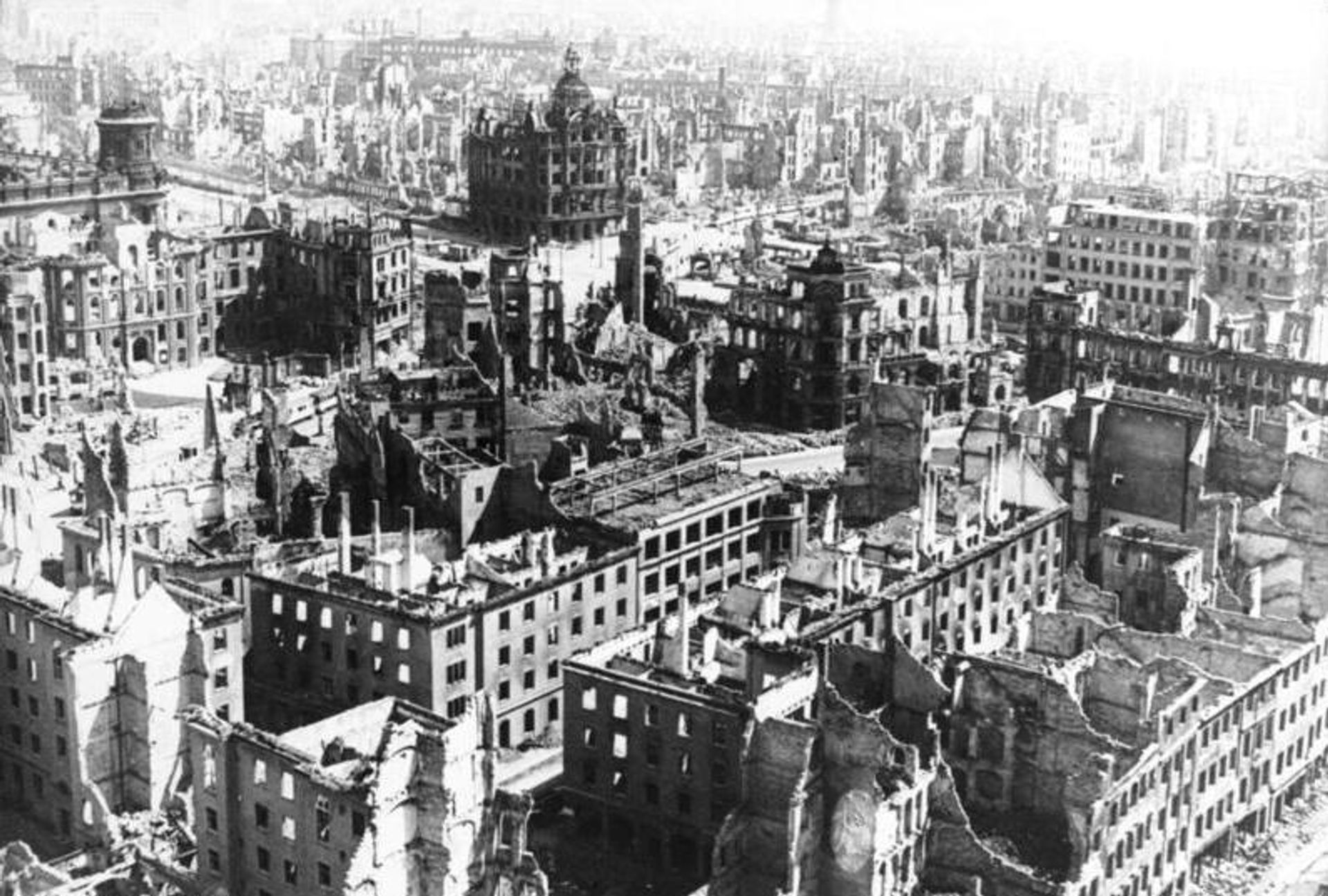 Развалины Дрездена. 1945 год - РИА Новости, 1920, 16.08.2025