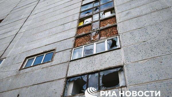 Над территорией Смоленской АЭС силами РЭБ в воскресенье подавлен украинский БПЛА, сорвана террористическая атака на объект атомной энергетики, сообщает ФСБ