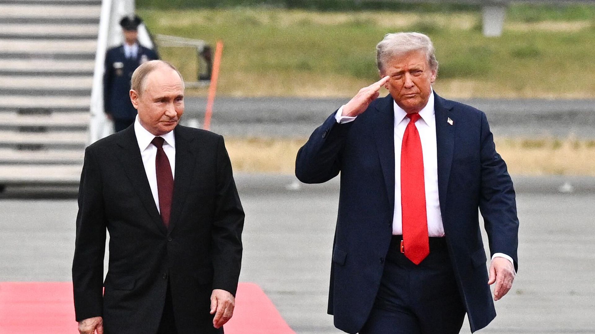 Встреча президентов России и США на Аляске Встреча президентов России и США на Аляске - РИА Новости, 1920, 17.10.2025