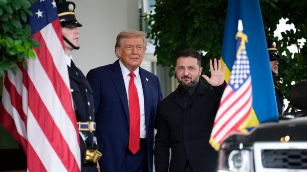 Зеленский прибыл в Белый дом на встречу с президентом США Трампом