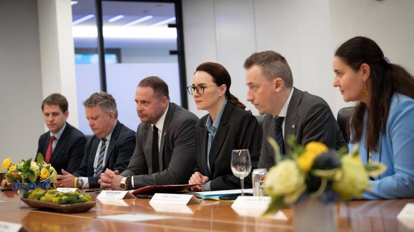 Ермак, Кислица, Свириденко