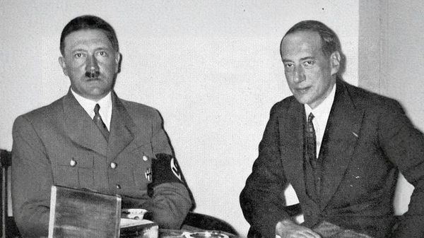 Адольф Гитлер и Юзеф Бек