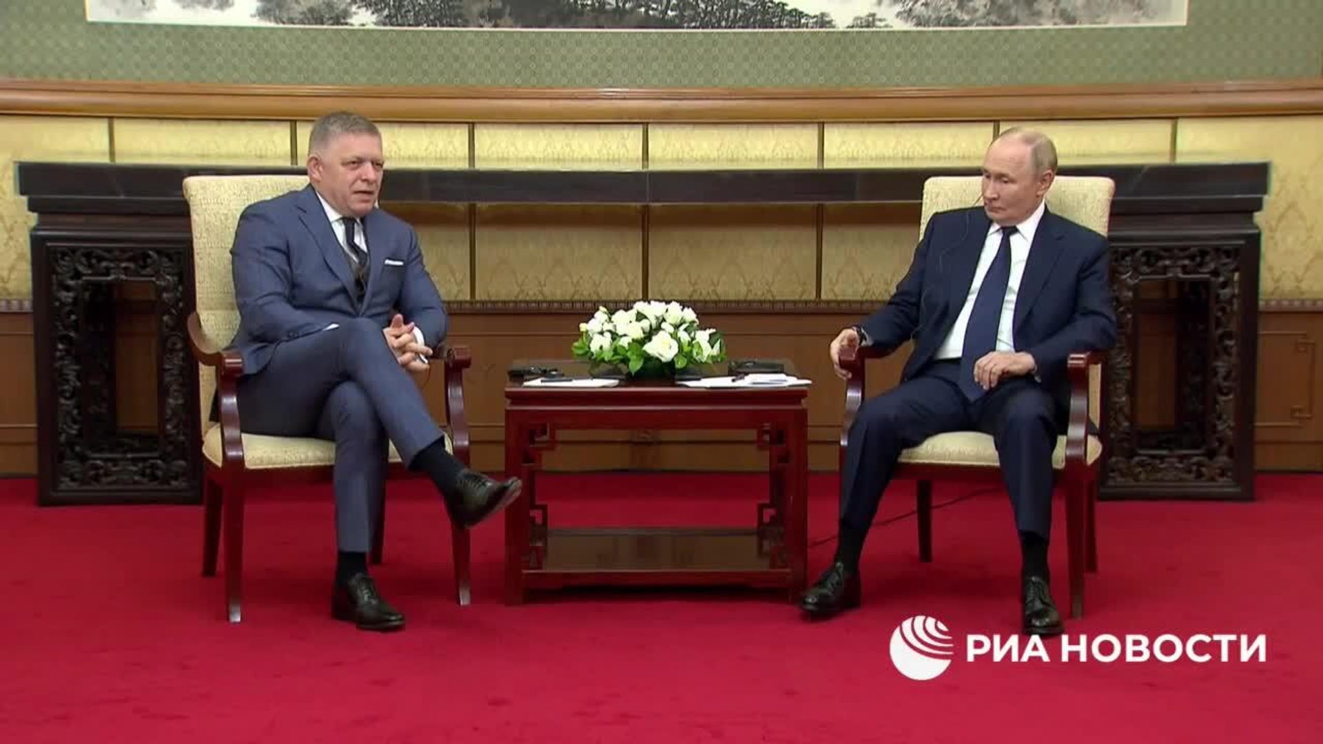 ЕС похож на жабу, сидящую на дне колодца, которая не видит, что находится наверху, но мир уже совершенно другой — Фицо - РИА Новости, 1920, 02.09.2025