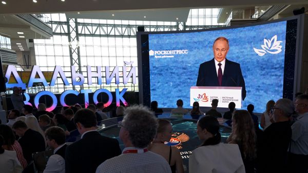 ВЭФ-2025. Трансляция пленарного заседания ВЭФ-2025. Трансляция пленарного заседания