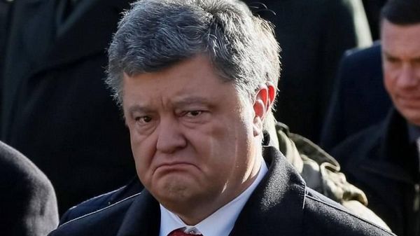 В Киеве горит кондитерская фабрика Порошенко*