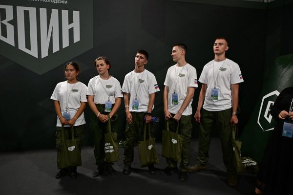 Ребята из Лидерского десанта Центра ВОИН