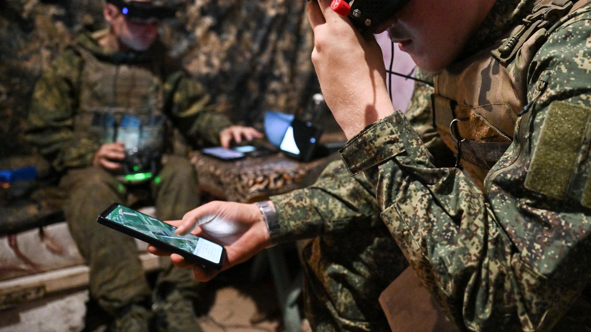 Боевая работа расчета ударного БПЛА Молния группировки войск Центр на Красноармейском направлении СВО - РИА Новости, 1920, 09.09.2025
