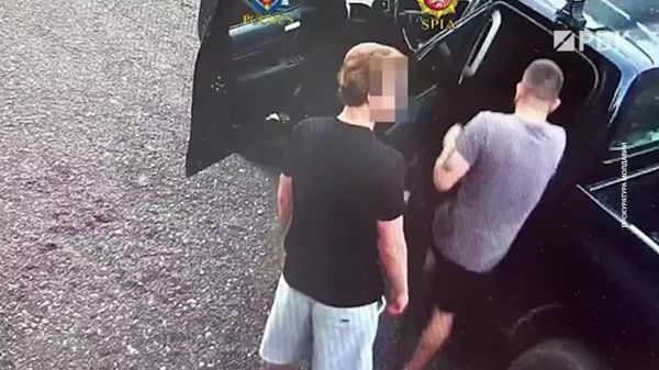 В Молдавии отправили в тюрьму пограничника, который вернул уклонистов назад на Украину, сообщает молдавская прокуратура