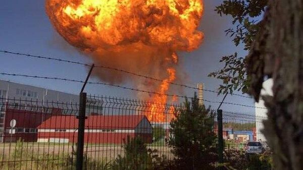 Появились фото, как утверждается, взрыва на газонаполнительной станции в Вильнюсе