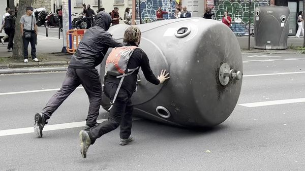 Протесты в Париже