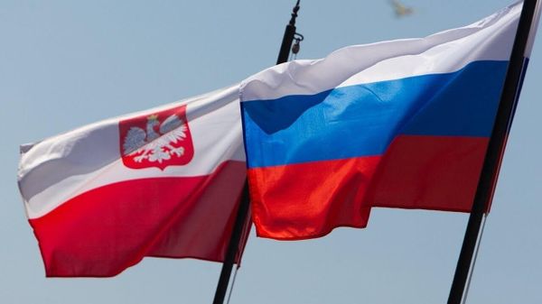 Антироссийская истерия в Польше набирает обороты