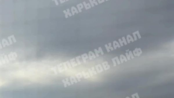 Массированный налёт БпЛА в эти минуты происходит в Харькове и Днепропетровске, местные власти и СМИ сообщают о работе ПВО и множественных взрывах
