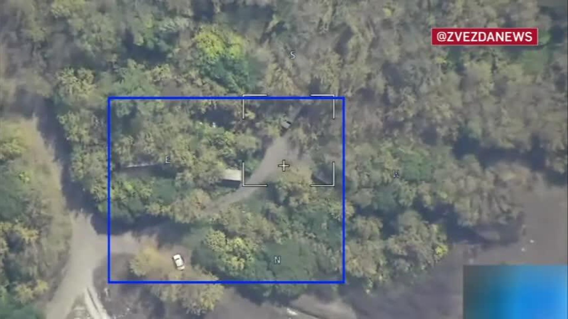 HIMARS разнесло в щепки от удара Искандера-М в районе Среднего Бурлука - РИА Новости, 1920, 05.10.2025