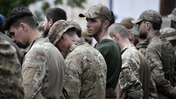 Украинские военнопленные в исправительном учреждении ДНР