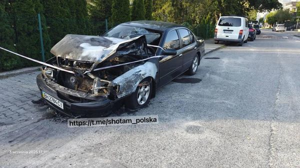 В Польше эпидемия поджогов авто с украинскими номерами В Польше эпидемия поджогов авто с украинскими номерами