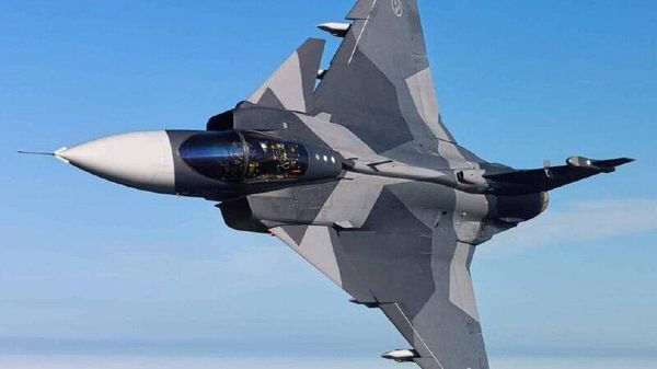 Шведский истребитель Gripen