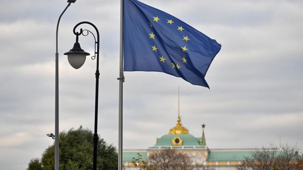 Евросоюз официально утвердил 19-й пакет санкций против России